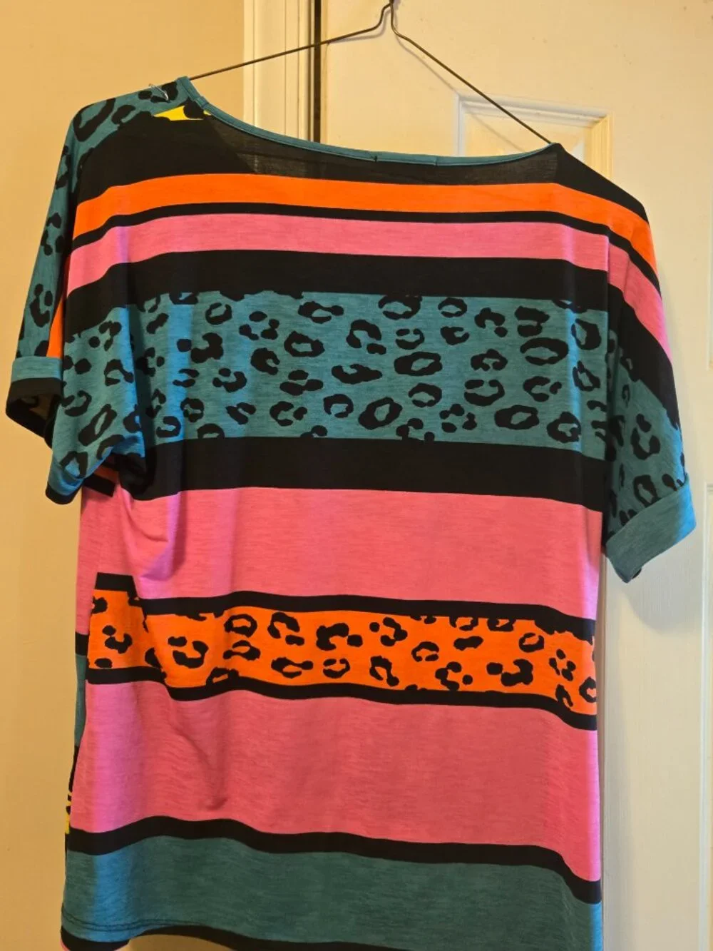 Bombom L striped colorful top with leopard accents - Picture 2 of 3